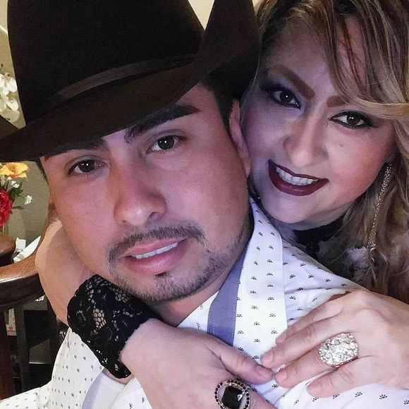 Meet your Posher, Micky - Picture 1 of 1